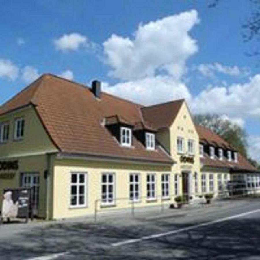 Ferienwohnung Am Runenstein 7 Busdorf ภายนอก รูปภาพ